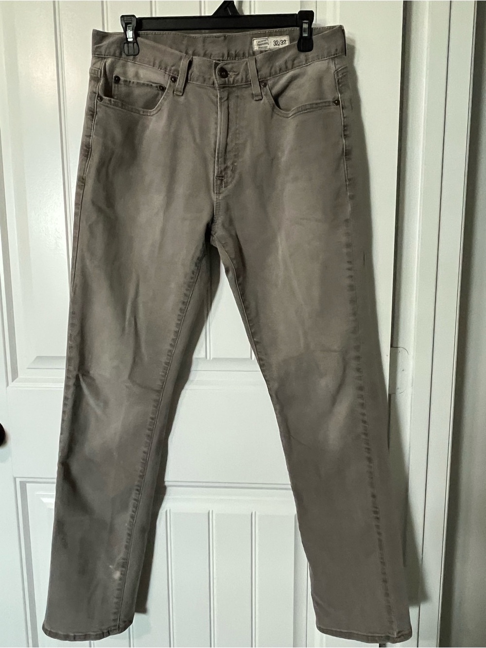Daniel Cremieux Men's Straight Jeans in Gray